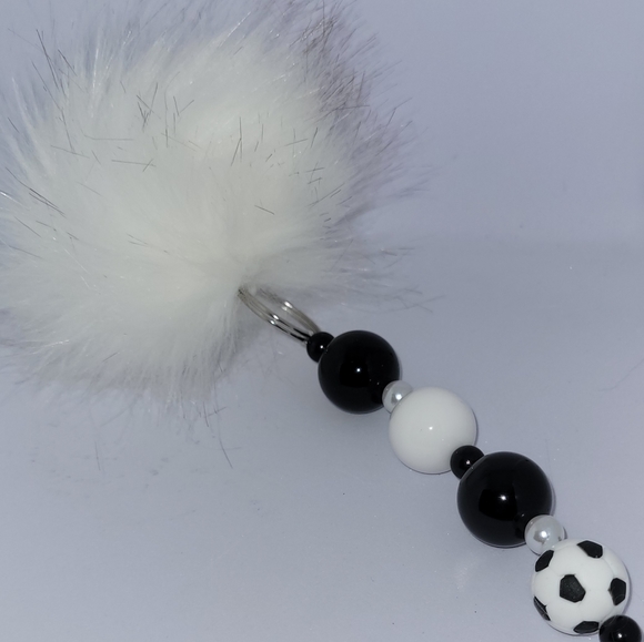 Handmade SOCCER MOM Keychain/Purse Dangle!! ⚽️ - Picture 12 of 12